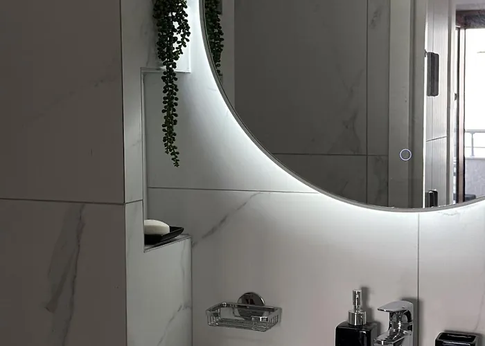 Roots & 1-bedroom