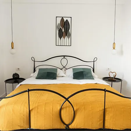 Roots & 1-bedroom * Durrës