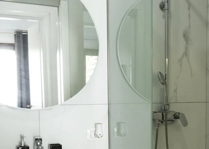 Roots & 1-bedroom Appartamento *